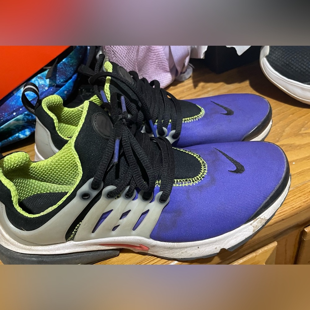 Men’s shoes